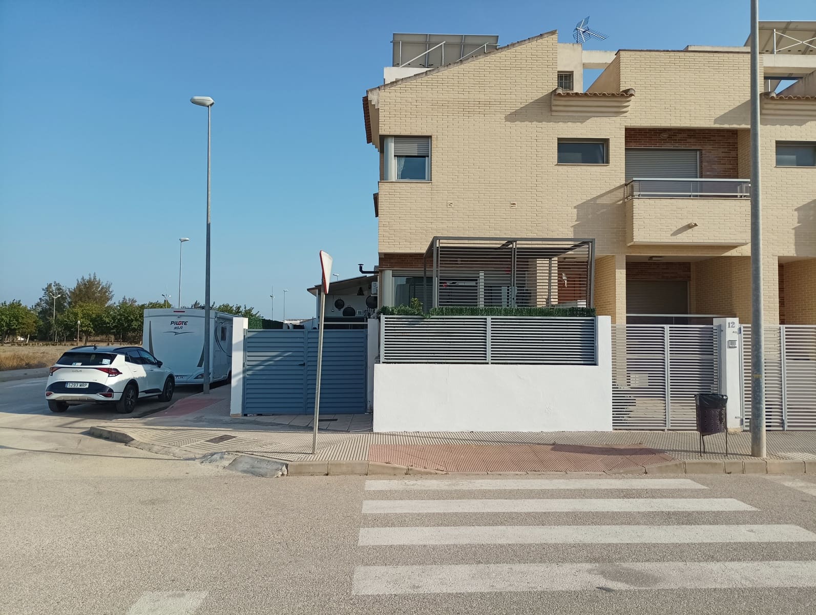 3 soveværelse Rækkehus til salg i Dolores med garage - € 215.000 (Ref: 9173219)