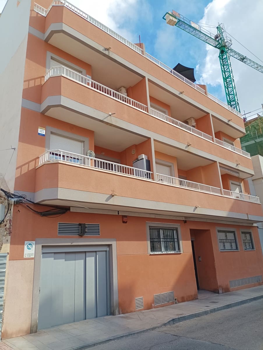 3 soverom Strandleiligheter til salgs i Torrevieja med garasje - € 169 900 (Ref: 9288379)