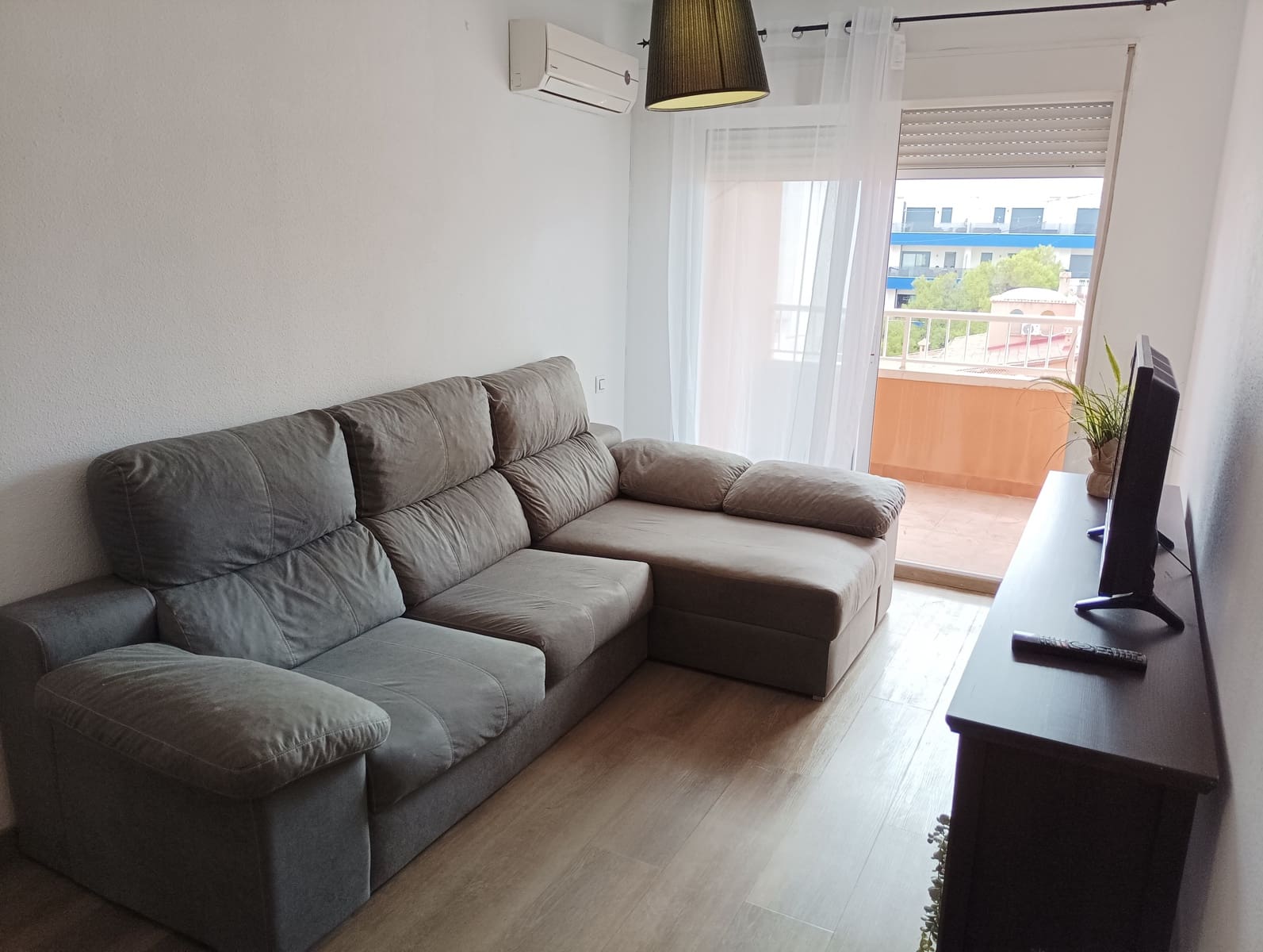 3 soverom Strandleiligheter til salgs i Torrevieja med garasje - € 169 900 (Ref: 9288379)