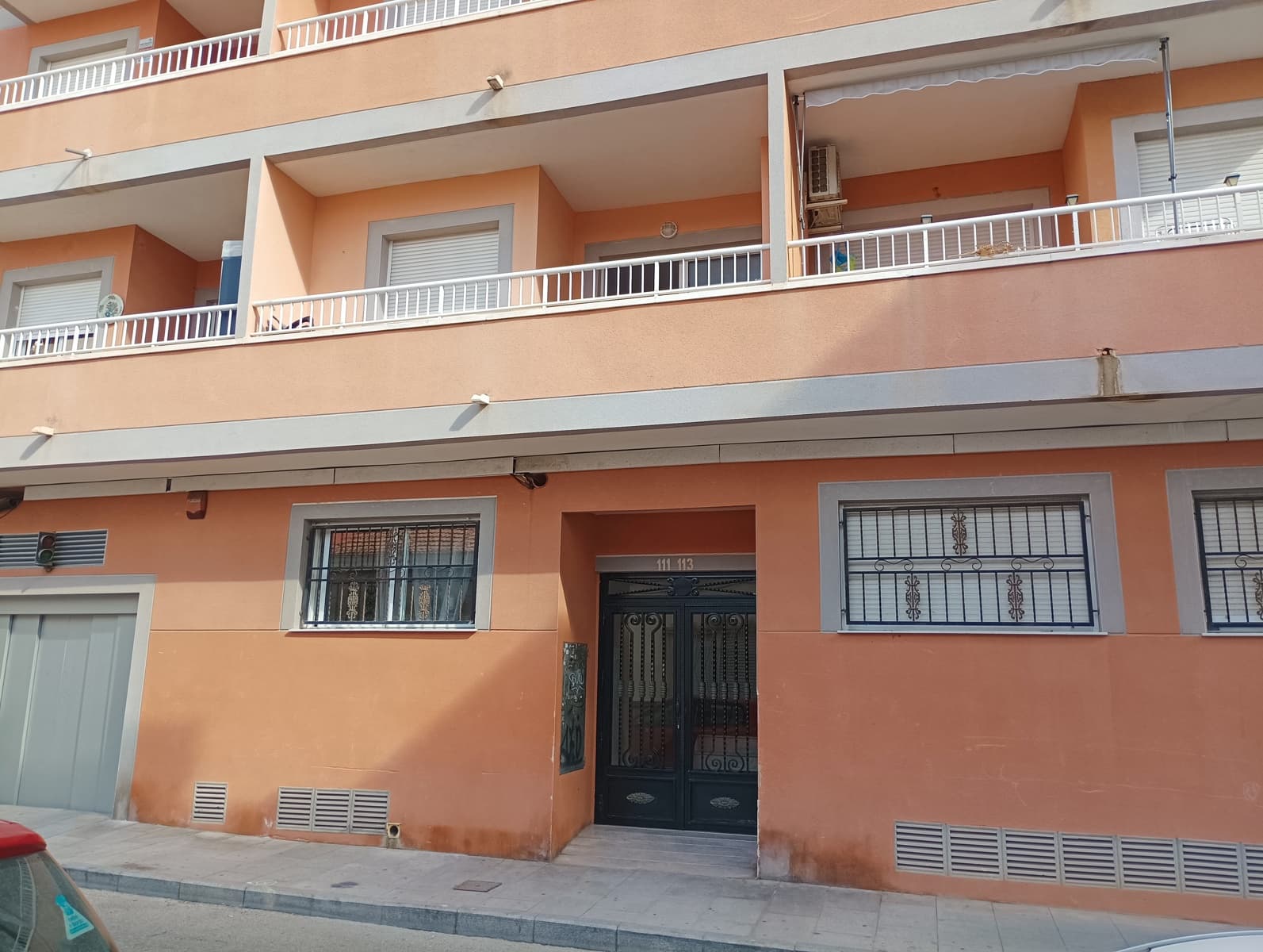 3 soverom Strandleiligheter til salgs i Torrevieja med garasje - € 169 900 (Ref: 9288379)