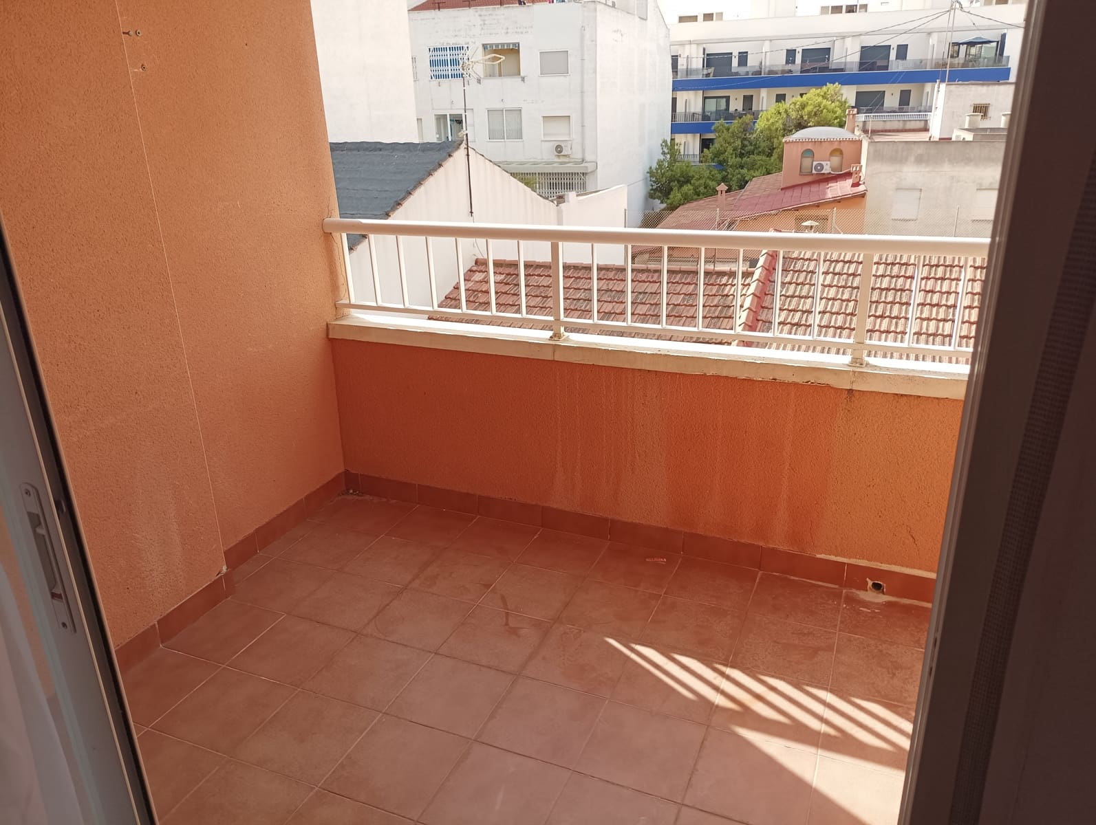 3 soverom Strandleiligheter til salgs i Torrevieja med garasje - € 169 900 (Ref: 9288379)