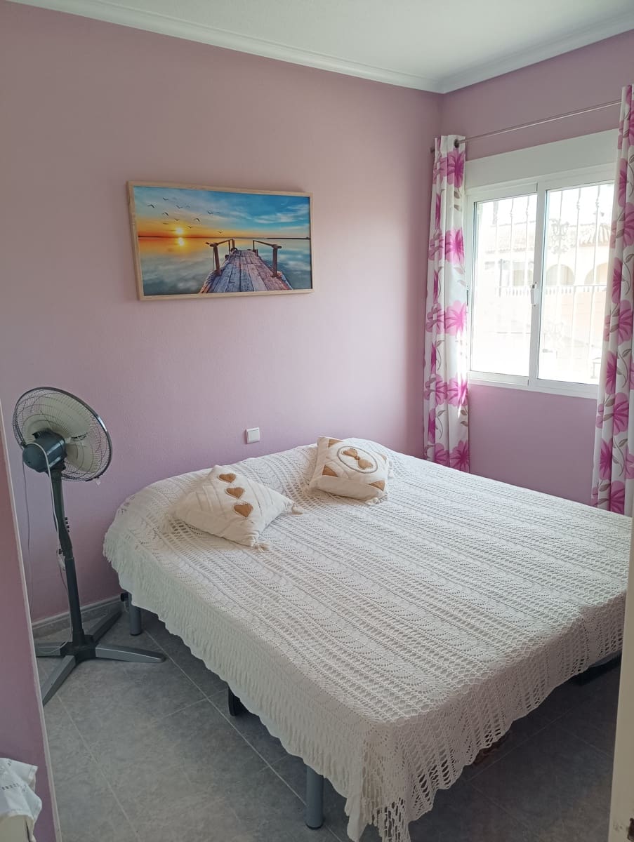 3 sovrum Villa till salu i Catral med pool garage - 329 900 € (Ref: 9418790)