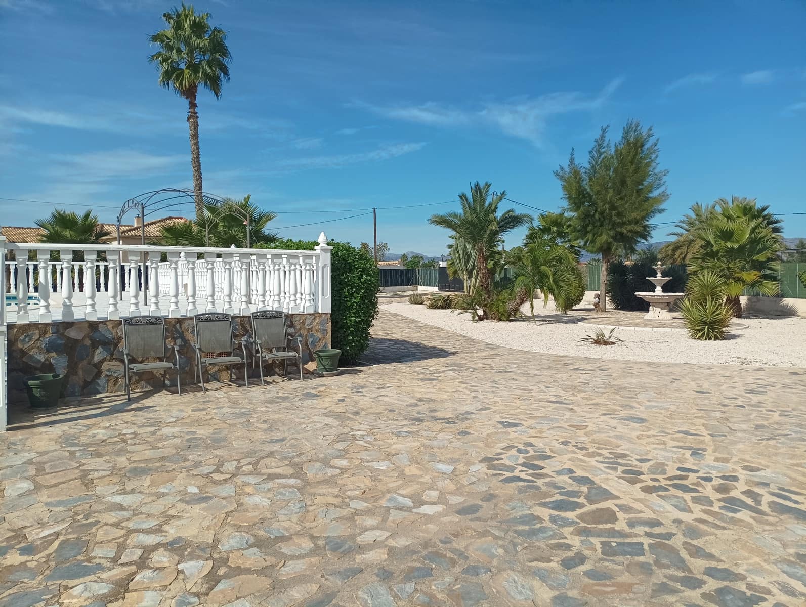 3 sovrum Villa till salu i Catral med pool garage - 329 900 € (Ref: 9418790)