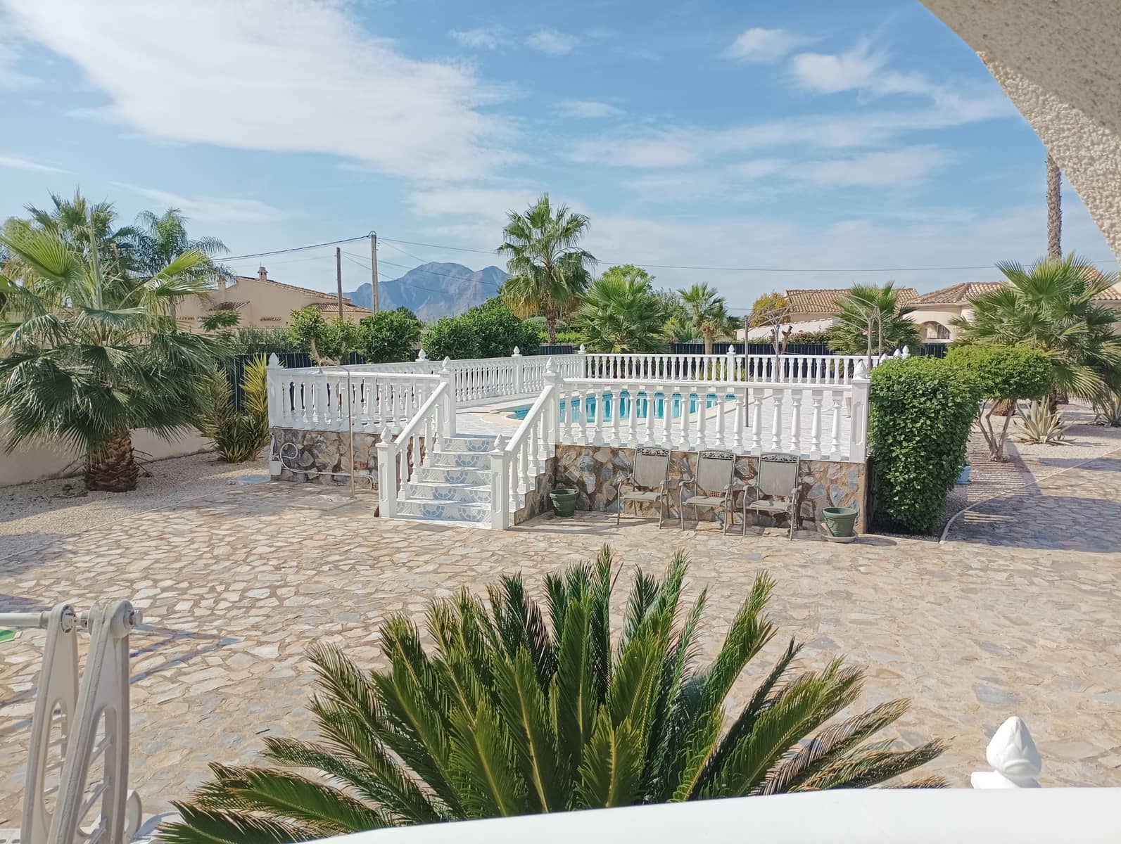 3 sovrum Villa till salu i Catral med pool garage - 329 900 € (Ref: 9418790)