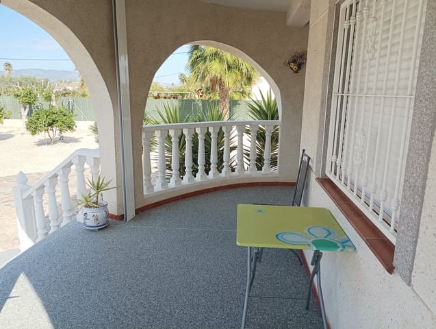 3 sypialnia Willa na sprzedaż w Catral z basenem garażem - 329 900 € (Ref: 9418790)