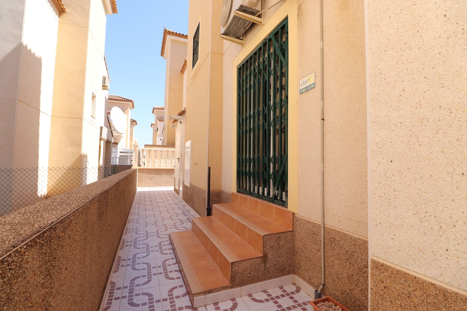 3 quarto Moradia para venda em Algorfa com piscina garagem - 195 995 € (Ref: 9449225)