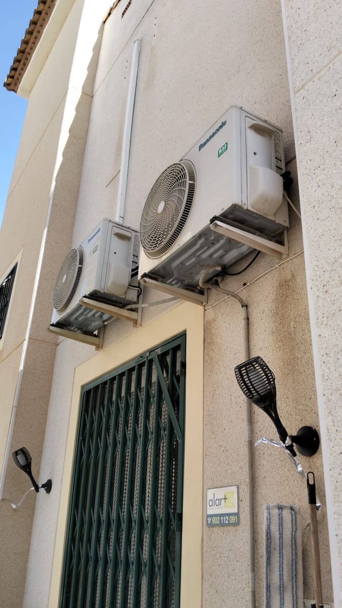 3 quarto Moradia para venda em Algorfa com piscina garagem - 195 995 € (Ref: 9449225)