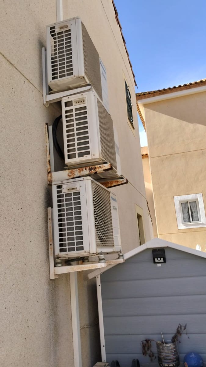 3 quarto Moradia para venda em Algorfa com piscina garagem - 195 995 € (Ref: 9449225)