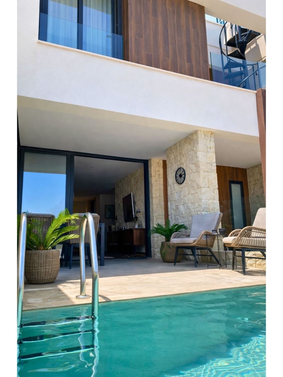 3 soveværelse Rækkehus til salg i Dolores med swimmingpool garage - € 349.990 (Ref: 9508008)