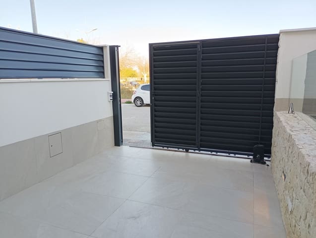 3 soveværelse Rækkehus til salg i Dolores med swimmingpool garage - € 349.990 (Ref: 9508008)