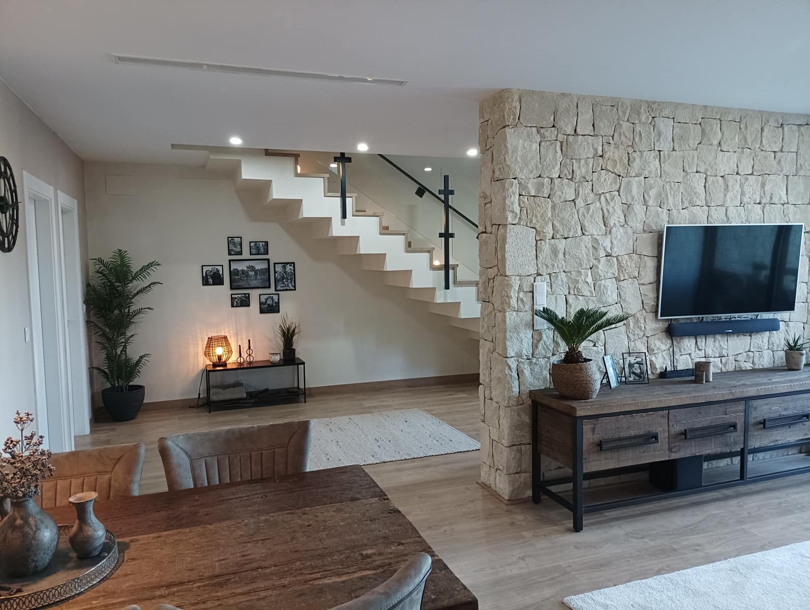 3 soveværelse Rækkehus til salg i Dolores med swimmingpool garage - € 349.990 (Ref: 9508008)