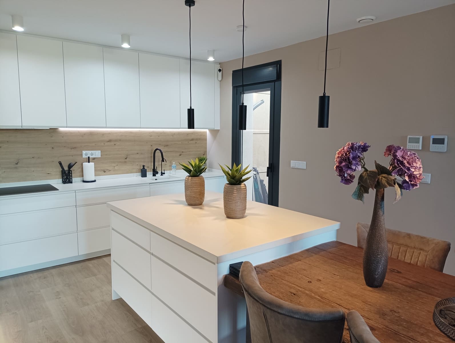 3 soveværelse Rækkehus til salg i Dolores med swimmingpool garage - € 349.990 (Ref: 9508008)