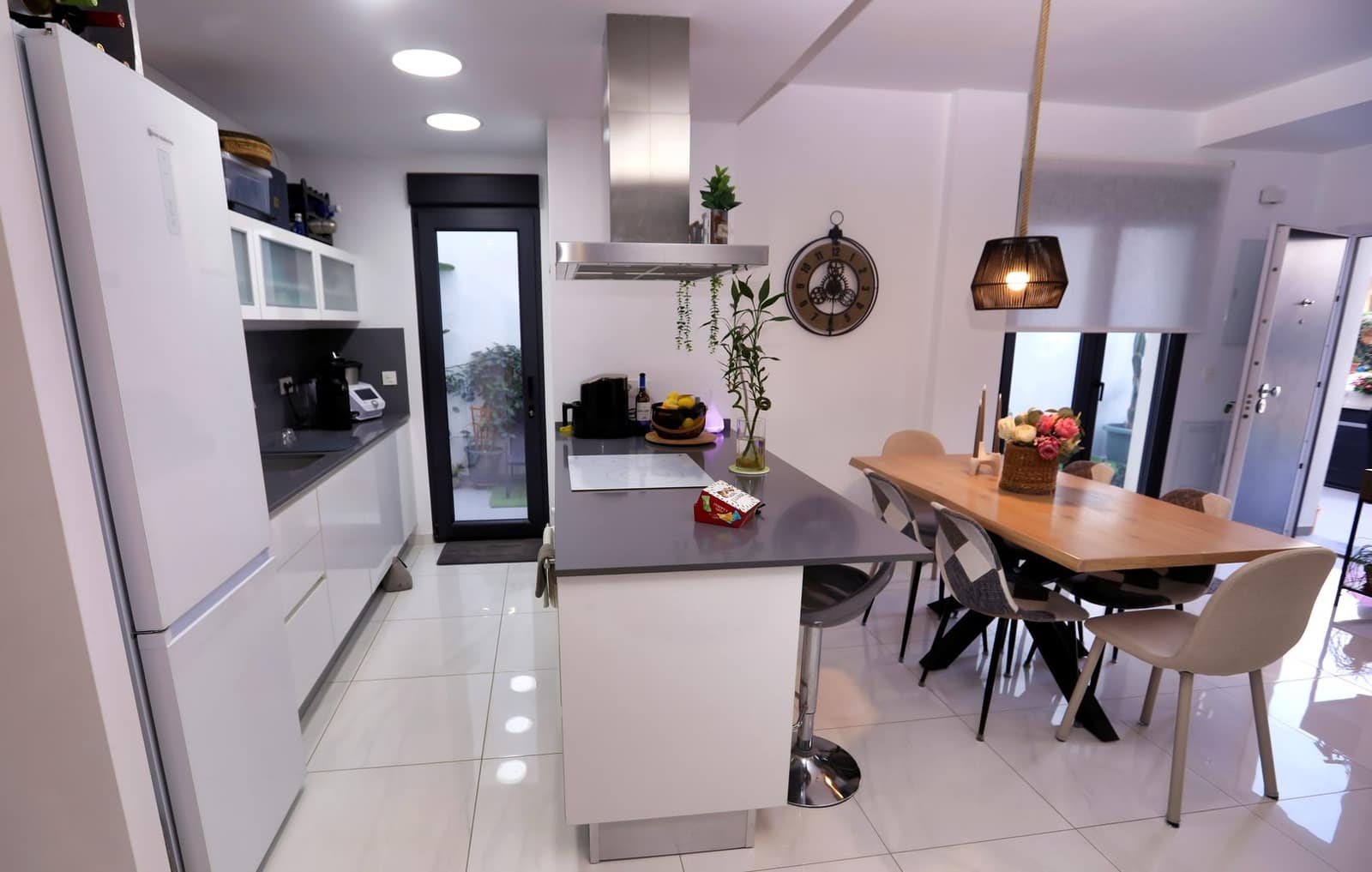 Chalet de 3 habitaciones en Benijófar en venta con piscina garaje - 359.990 € (Ref: 9557367)