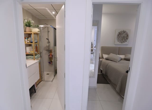 3 makuuhuone Huvila myytävänä paikassa Benijófar mukana uima-altaan 
autotalli - 359 990 € (Ref: 9557367)