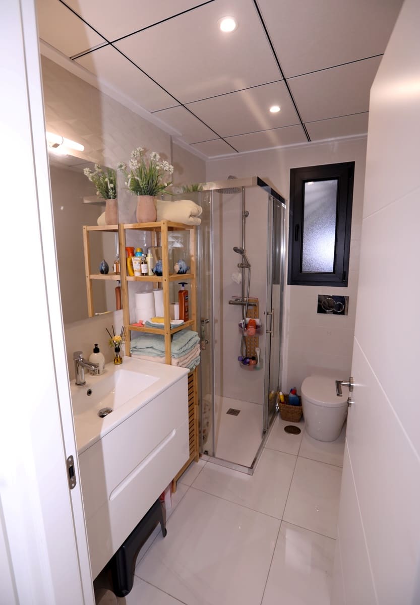 Chalet de 3 habitaciones en Benijófar en venta con piscina garaje - 359.990 € (Ref: 9557367)