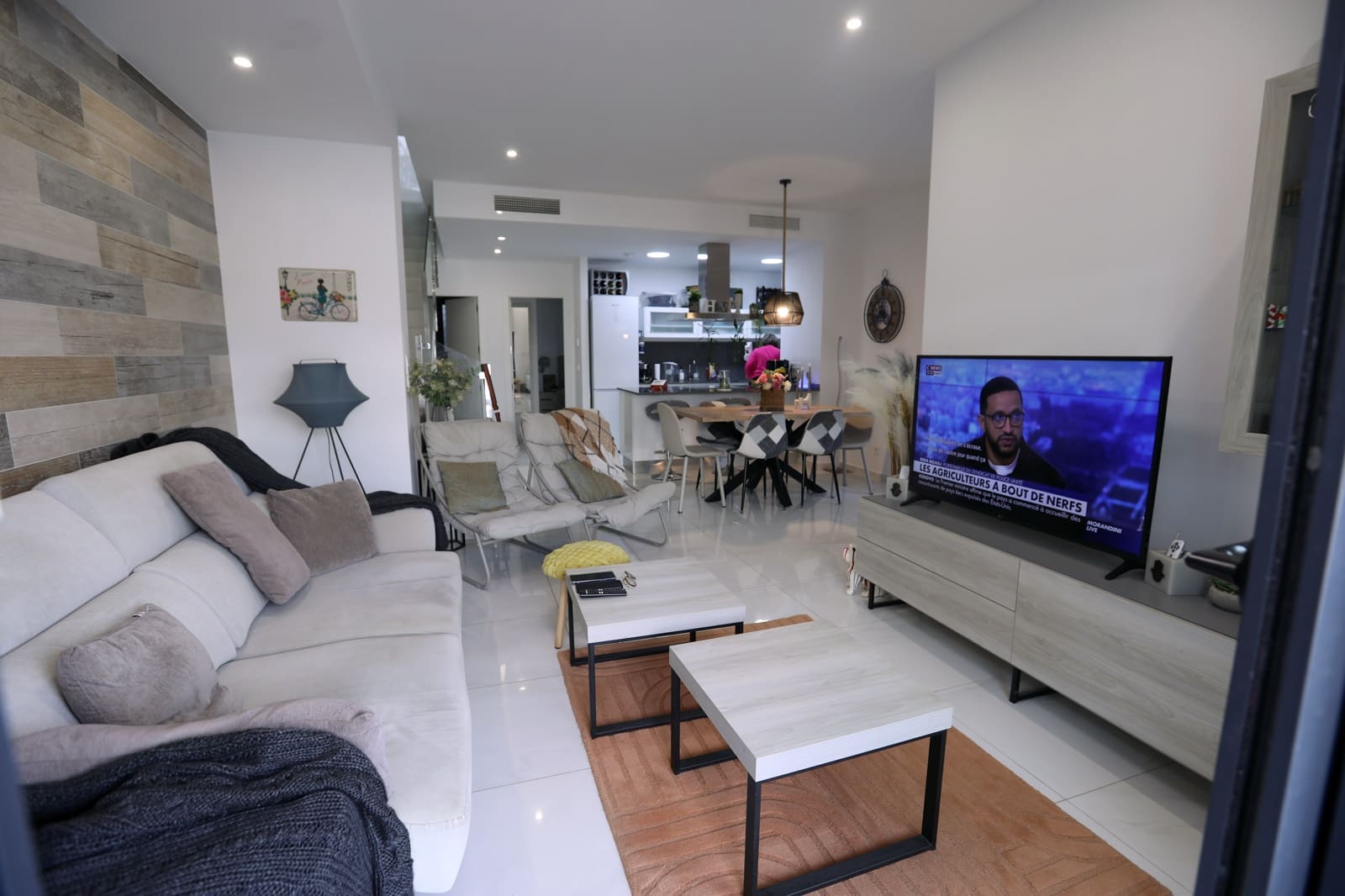 Chalet de 3 habitaciones en Benijófar en venta con piscina garaje - 359.990 € (Ref: 9557367)