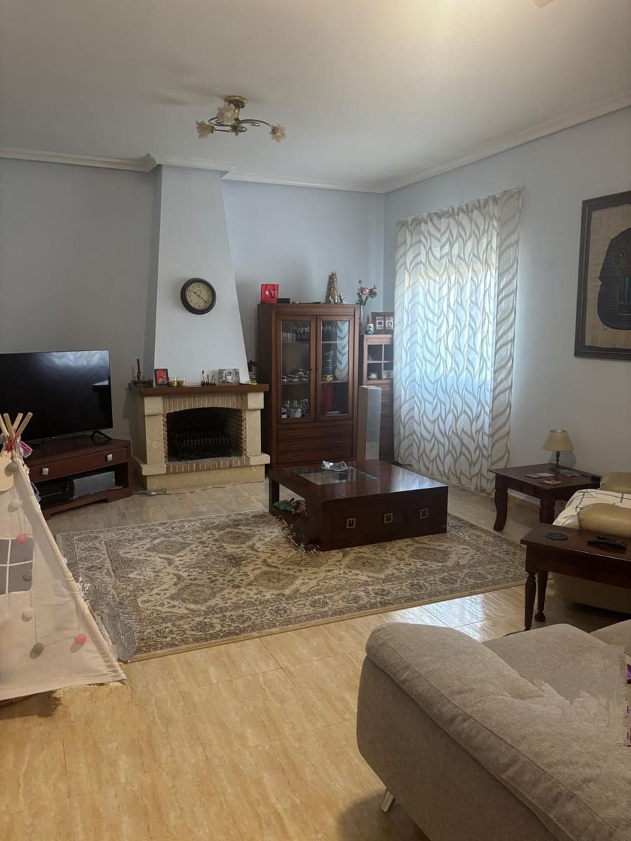 4 Zimmer Villa zu verkaufen in Catral mit Pool Garage - 369.000 € (Ref: 9730400)