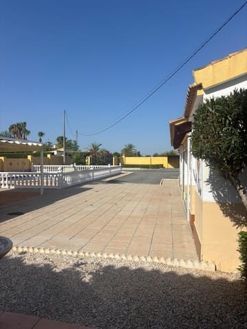 4 Zimmer Villa zu verkaufen in Catral mit Pool Garage - 369.000 € (Ref: 9730400)