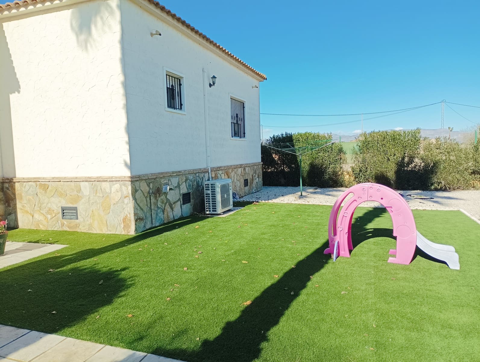4 Zimmer Villa zu verkaufen in Catral mit Pool Garage - 369.000 € (Ref: 9730400)