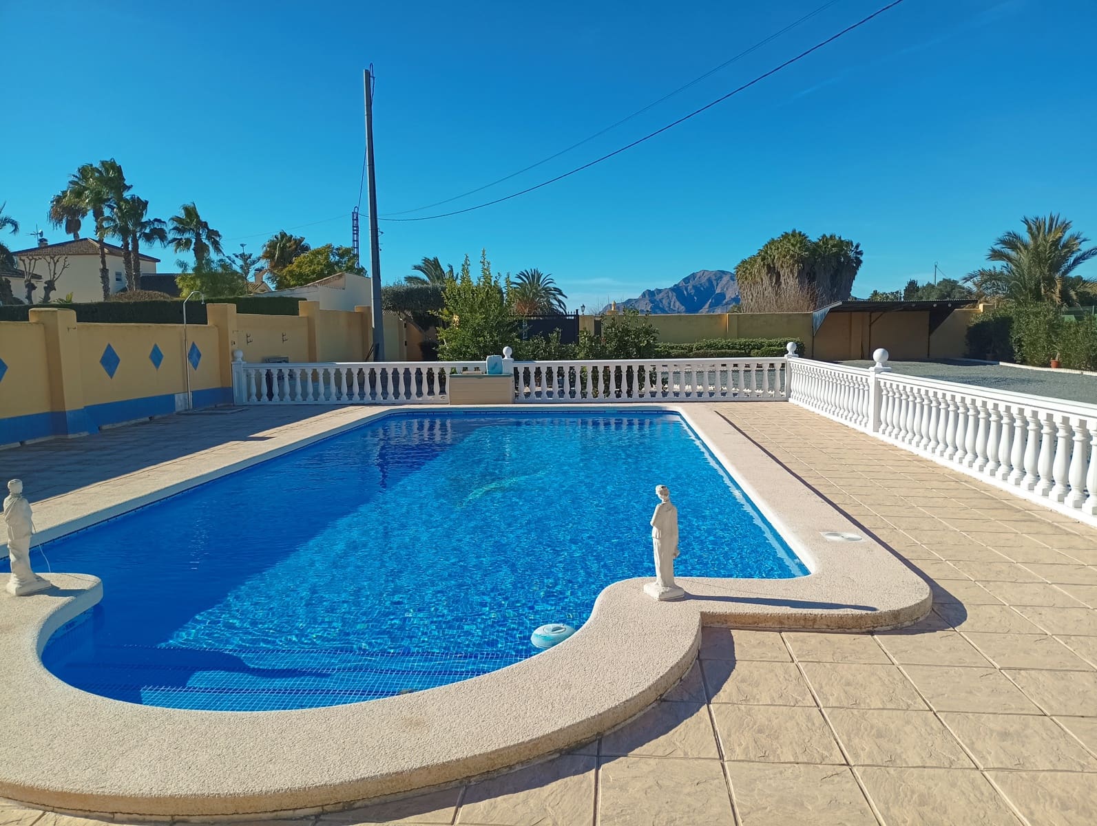 4 Zimmer Villa zu verkaufen in Catral mit Pool Garage - 369.000 € (Ref: 9730400)