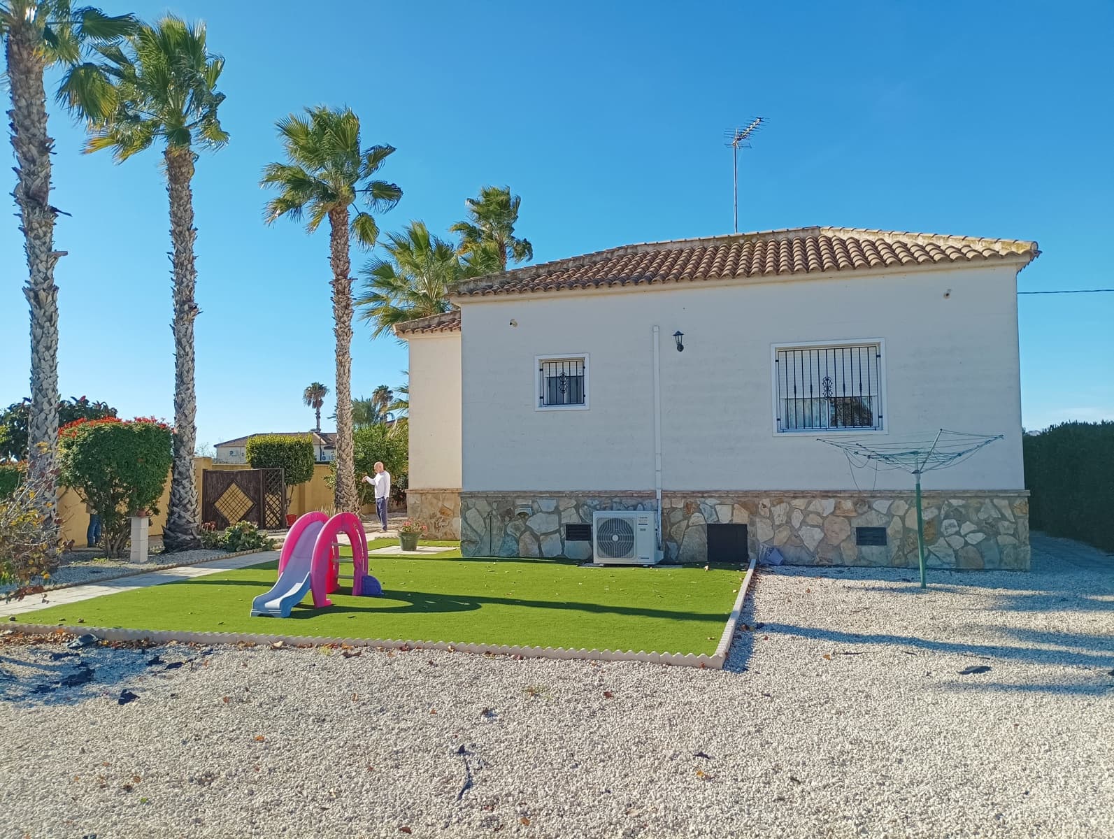 4 Zimmer Villa zu verkaufen in Catral mit Pool Garage - 369.000 € (Ref: 9730400)