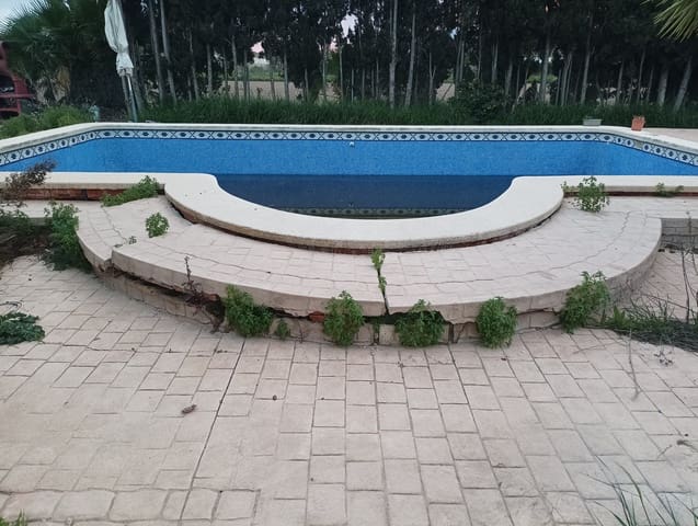 3 bedroom Villa for sale in Catral with pool - € 285,000 (Ref: 9730401)