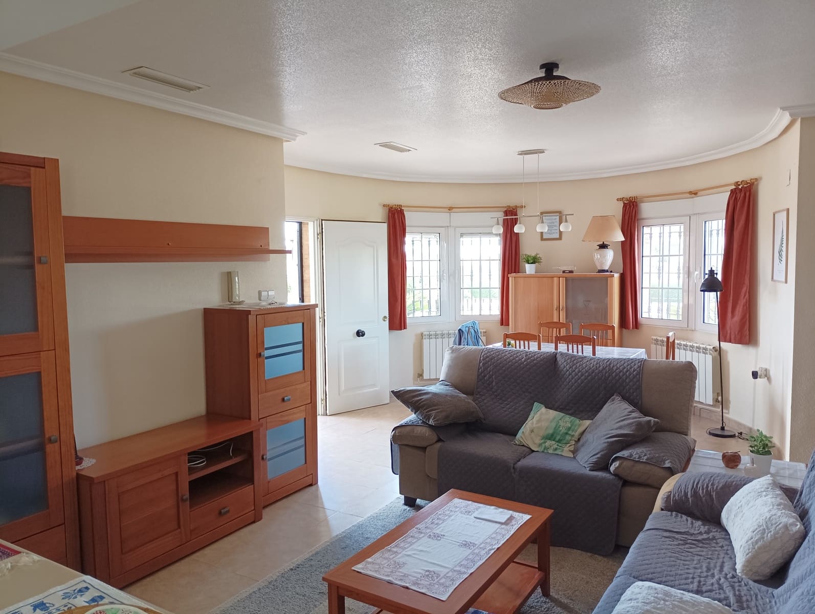 4 Zimmer Villa zu verkaufen in Catral mit Pool Garage - 369.000 € (Ref: 9833177)