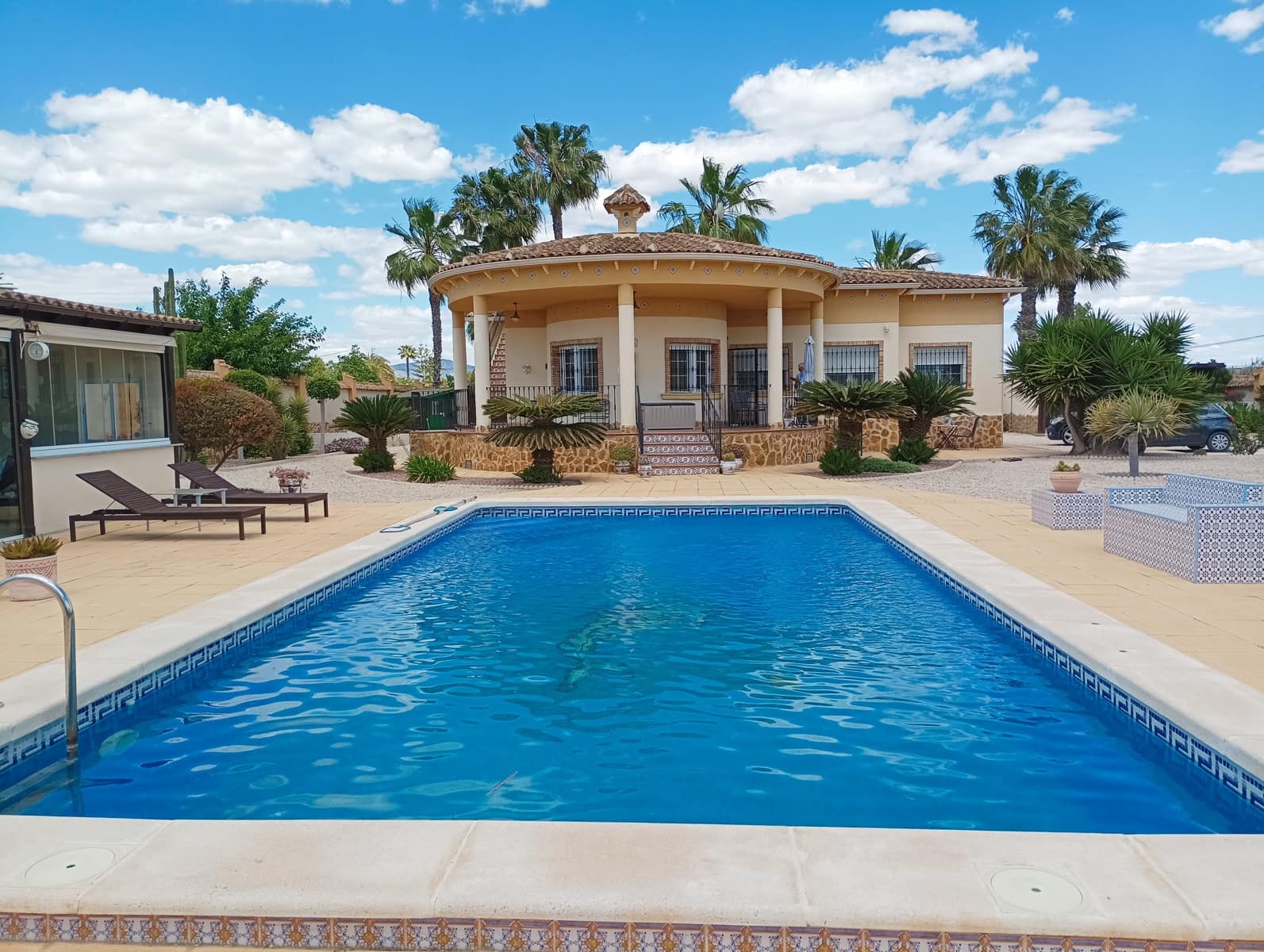 4 Zimmer Villa zu verkaufen in Catral mit Pool Garage - 369.000 € (Ref: 9833177)