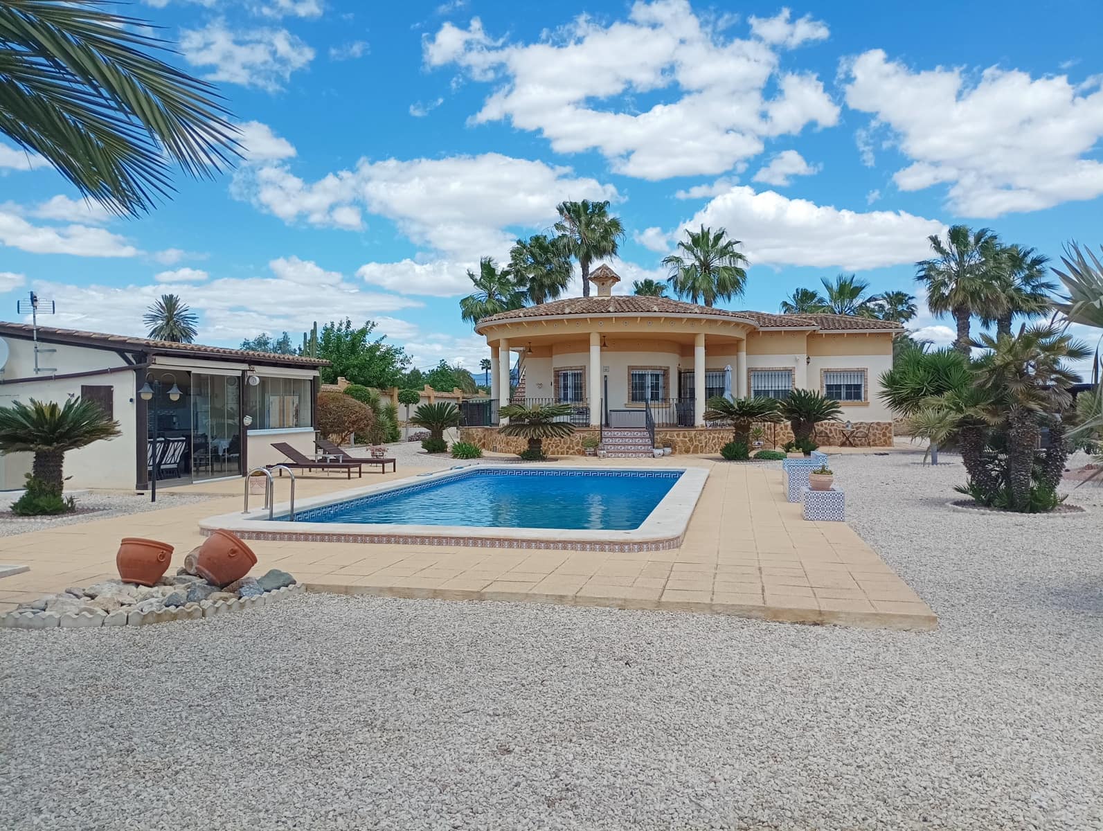 4 Zimmer Villa zu verkaufen in Catral mit Pool Garage - 369.000 € (Ref: 9833177)