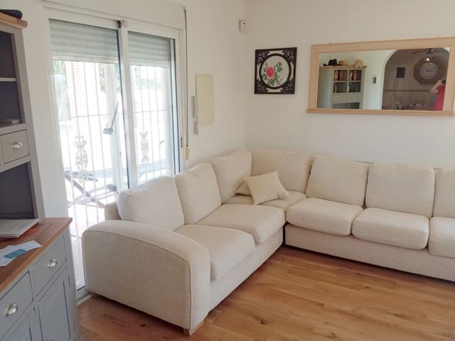 3 soveværelse Villa til salg i Catral med swimmingpool garage - € 390.900 (Ref: 9844601)