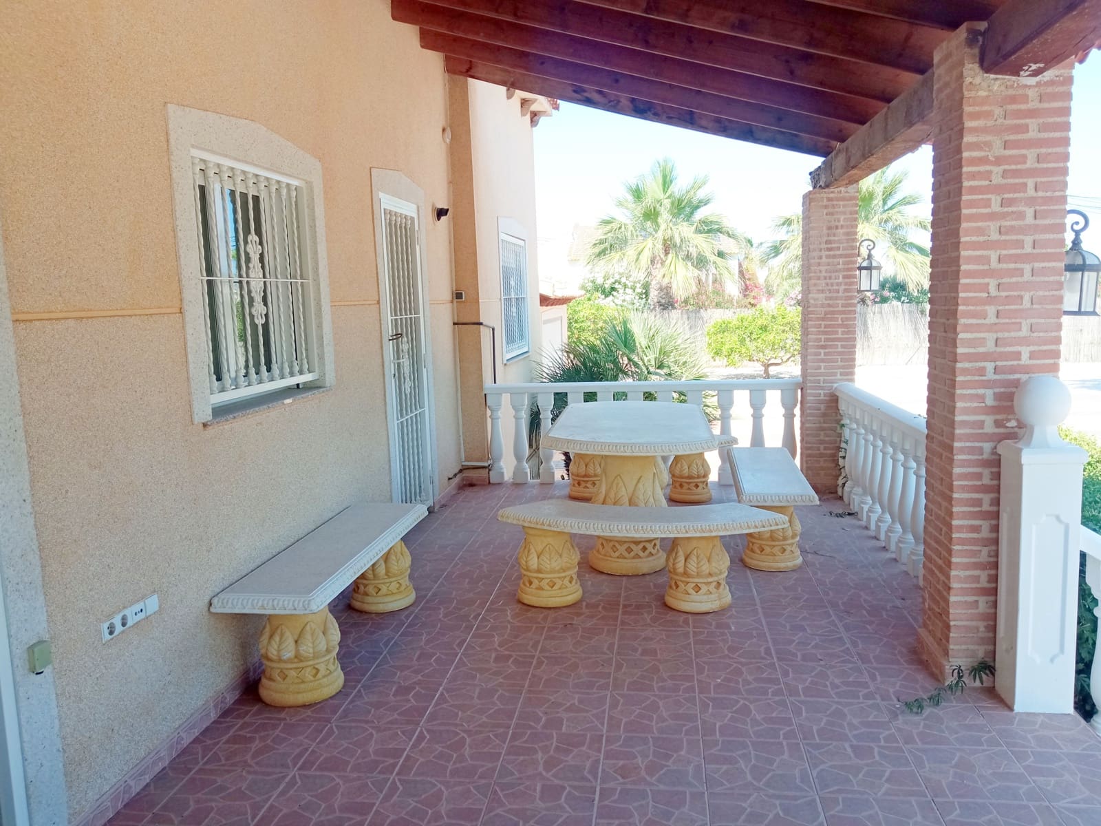 3 soveværelse Villa til salg i Catral med swimmingpool garage - € 390.900 (Ref: 9844601)