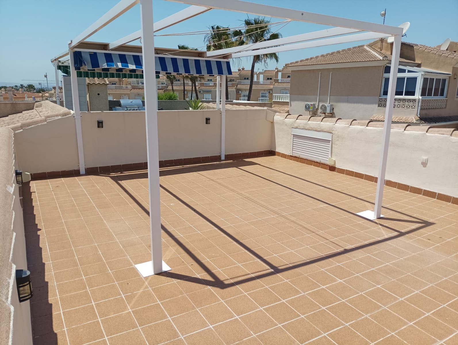 Pareado de 3 habitaciones en Ciudad Quesada en venta con piscina garaje - 245.000 € (Ref: 9880531)