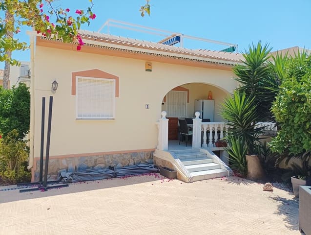 Pareado de 3 habitaciones en Ciudad Quesada, Rojales en venta con piscina garaje - 245.000 € (Ref: 9880531)