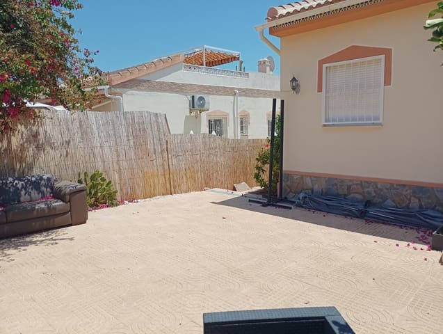 Pareado de 3 habitaciones en Ciudad Quesada, Rojales en venta con piscina garaje - 245.000 € (Ref: 9880531)