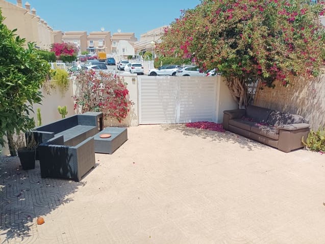 Pareado de 3 habitaciones en Ciudad Quesada, Rojales en venta con piscina garaje - 245.000 € (Ref: 9880531)