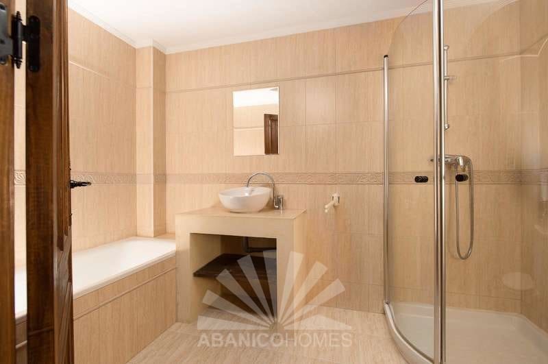 6 sovrum Villa till salu i Busot med pool garage - 595 000 € (Ref: 6517464)