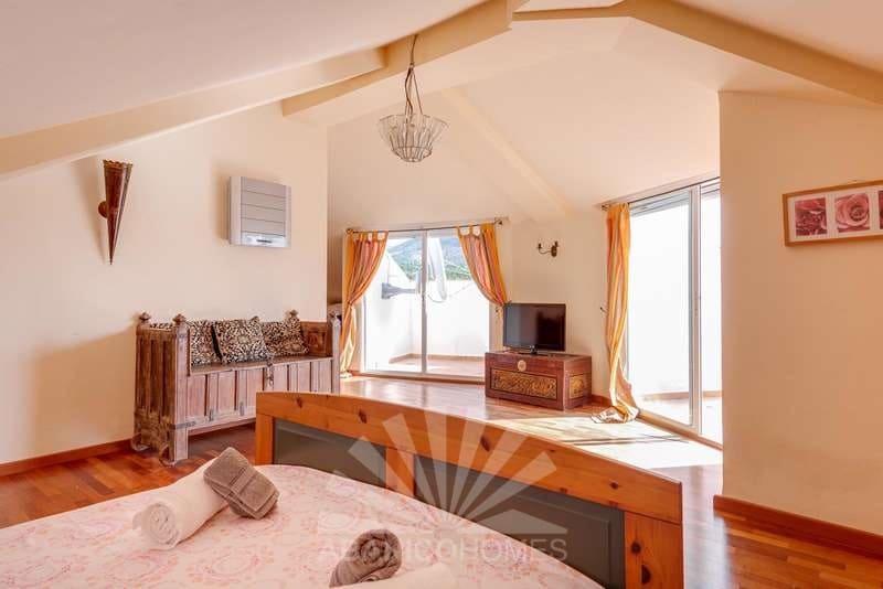 6 sovrum Villa till salu i Busot med pool garage - 595 000 € (Ref: 6517464)
