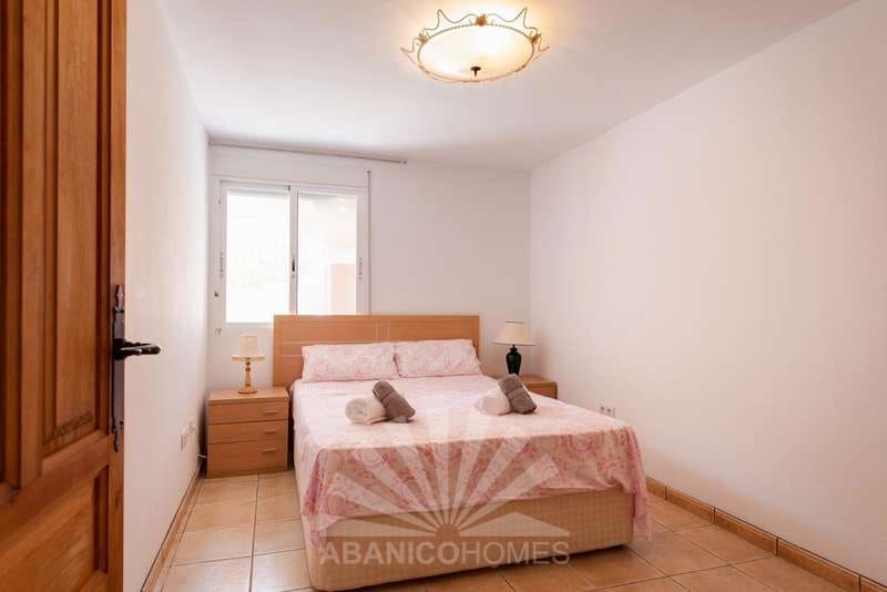 6 sovrum Villa till salu i Busot med pool garage - 595 000 € (Ref: 6517464)