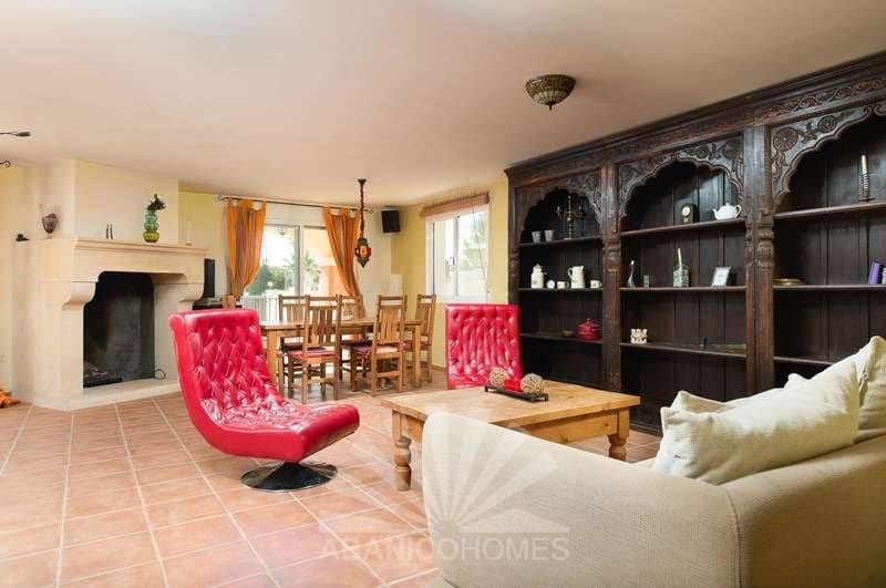 6 sovrum Villa till salu i Busot med pool garage - 595 000 € (Ref: 6517464)