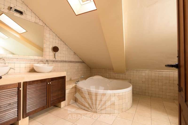 6 sovrum Villa till salu i Busot med pool garage - 595 000 € (Ref: 6517464)