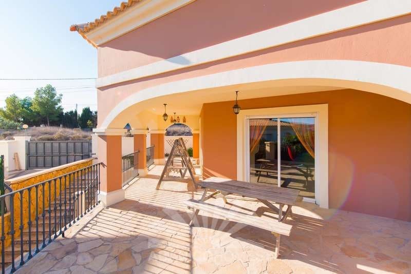 6 sovrum Villa till salu i Busot med pool garage - 595 000 € (Ref: 6517464)