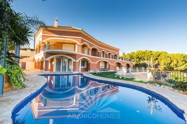 6 sovrum Villa till salu i Busot med pool garage - 595 000 € (Ref: 6517464)