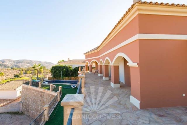 6 sovrum Villa till salu i Busot med pool garage - 595 000 € (Ref: 6517464)