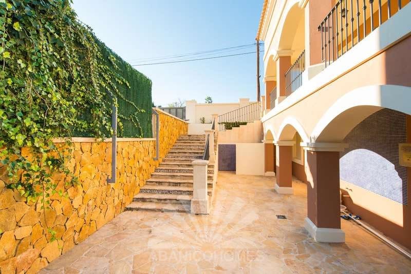 6 sovrum Villa till salu i Busot med pool garage - 595 000 € (Ref: 6517464)