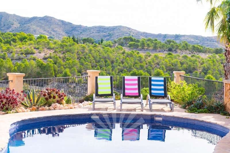 6 sovrum Villa till salu i Busot med pool garage - 595 000 € (Ref: 6517464)