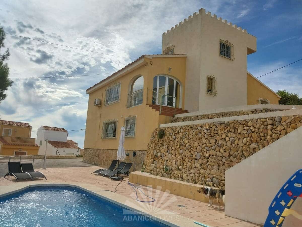 6 soveværelse Villa til salg i La Nucia med swimmingpool garage - € 549.000 (Ref: 7853279)