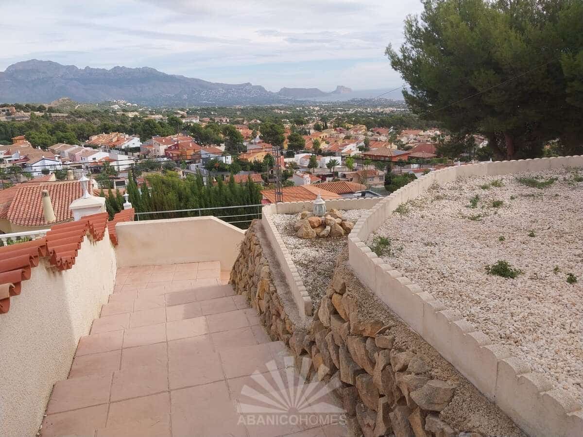 6 soveværelse Villa til salg i La Nucia med swimmingpool garage - € 549.000 (Ref: 7853279)
