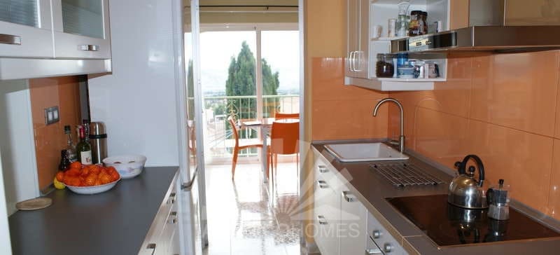 6 soveværelse Villa til salg i La Nucia med swimmingpool garage - € 549.000 (Ref: 7853279)