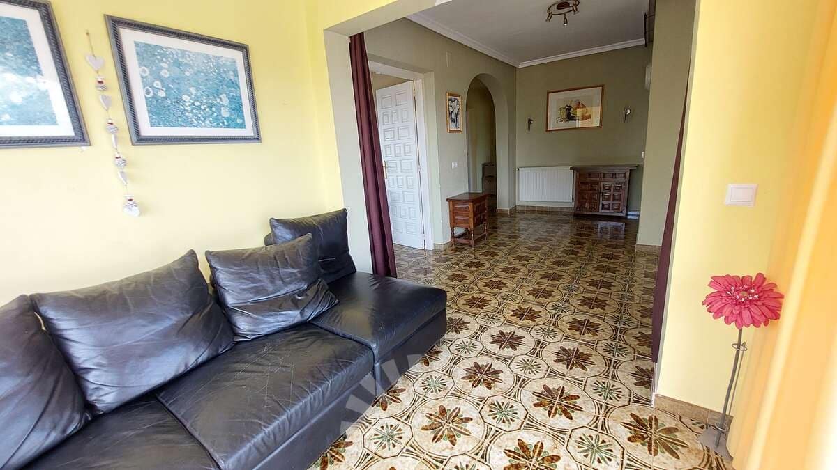 6 soveværelse Villa til salg i La Nucia med swimmingpool garage - € 549.000 (Ref: 7853279)