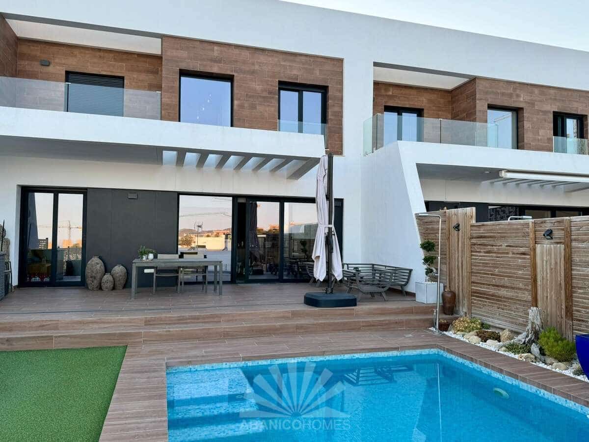 3 chambre Maison de Ville à vendre à Finestrat avec piscine garage - 585 000 € (Ref: 8386203)